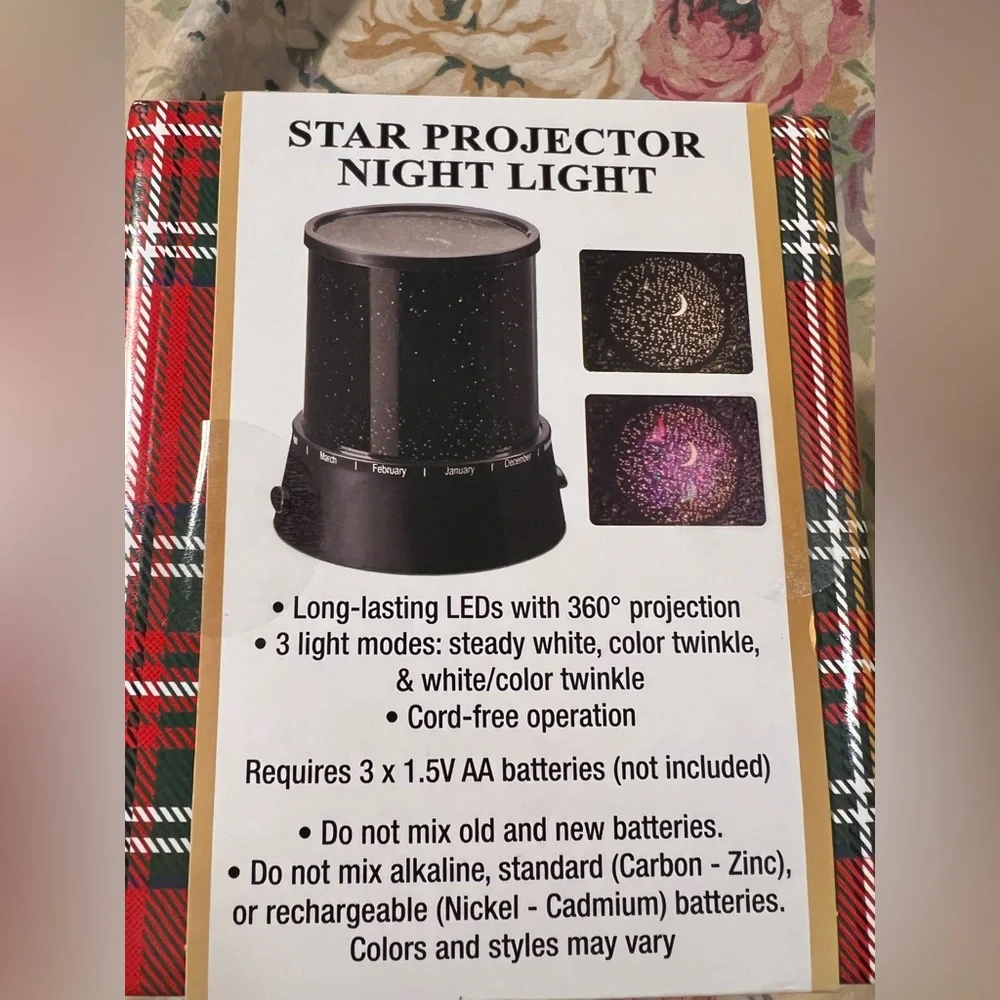 Star Projector Night Light - Picture 4 of 6